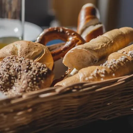 伊迪丝公寓酒店 * 施图拜河谷泰尔夫斯