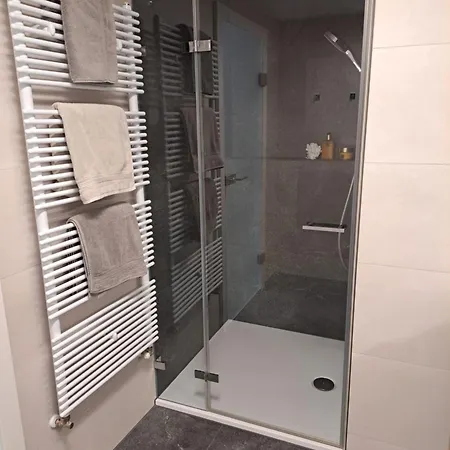 伊迪丝公寓酒店 施图拜河谷泰尔夫斯