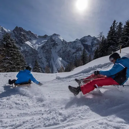 伊迪丝公寓酒店 公寓 *