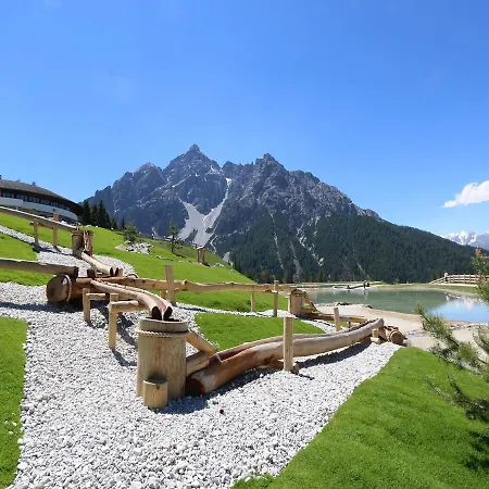 伊迪丝公寓酒店